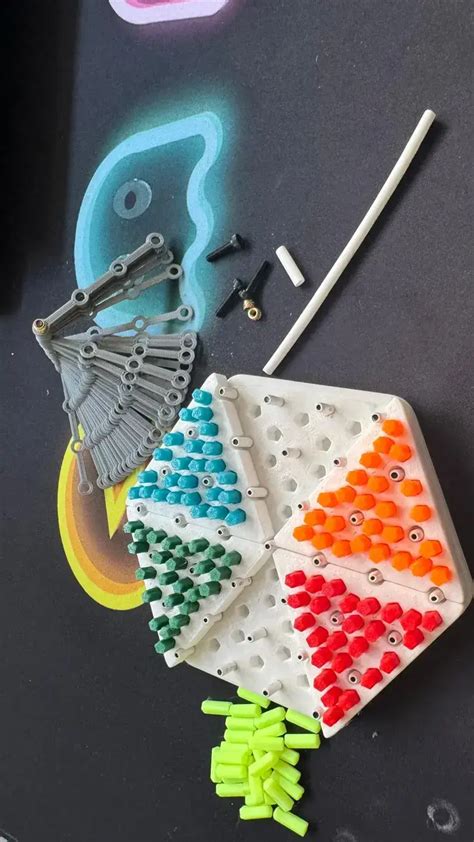 Triggle Travel Size Game by c0t0s .